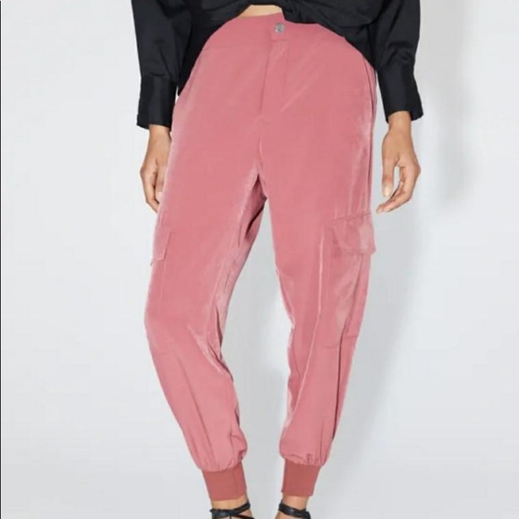 Zara dark mauve fluid cargo joggers. #zara #comfy - Picture 1 of 7